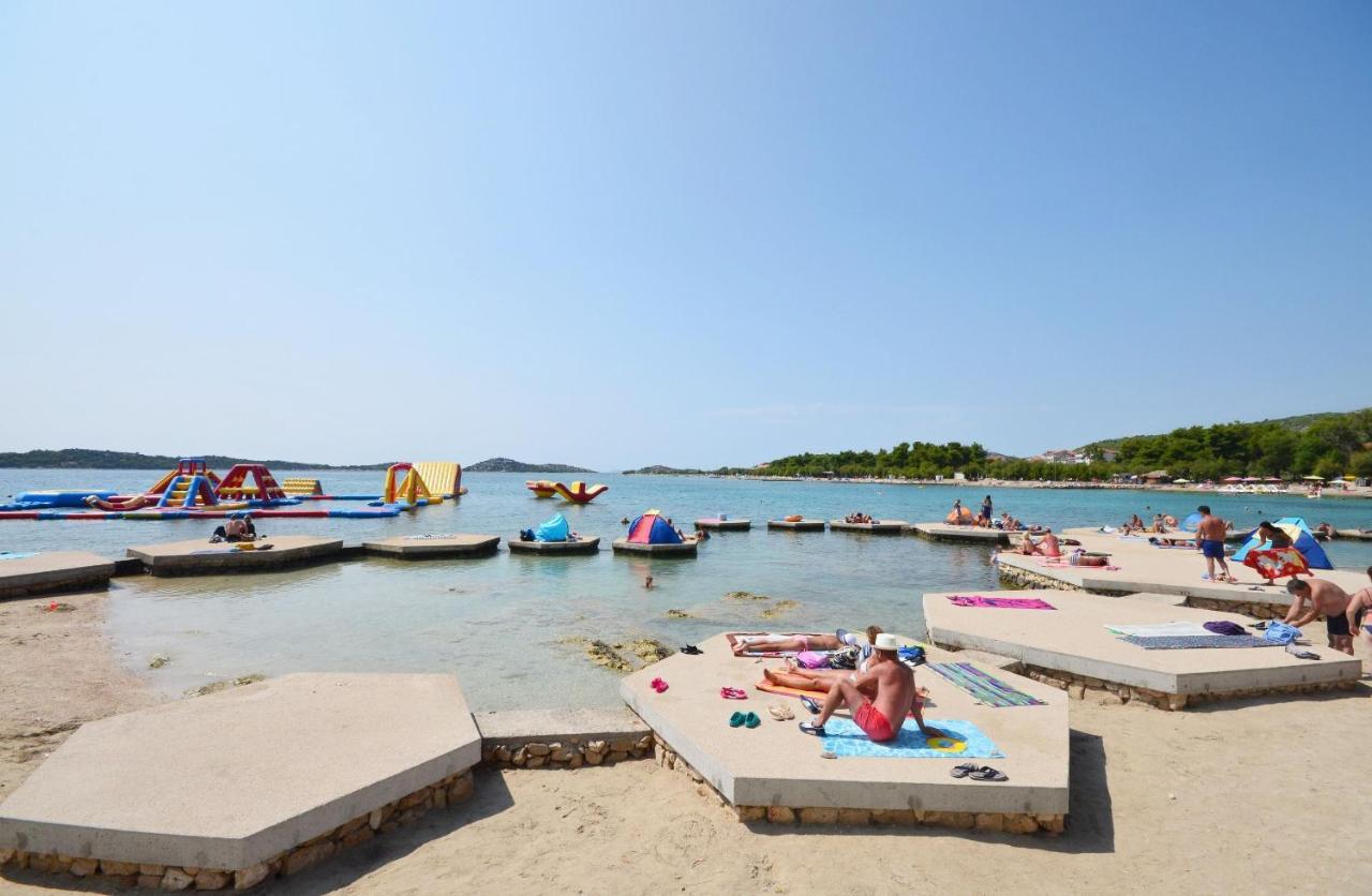 Apartment And Rooms Mrkovic Vodice Exterior foto